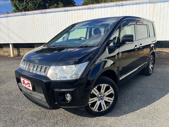 Mitsubishi Delica D5