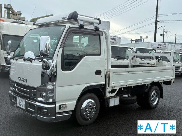 2022 Isuzu ELF