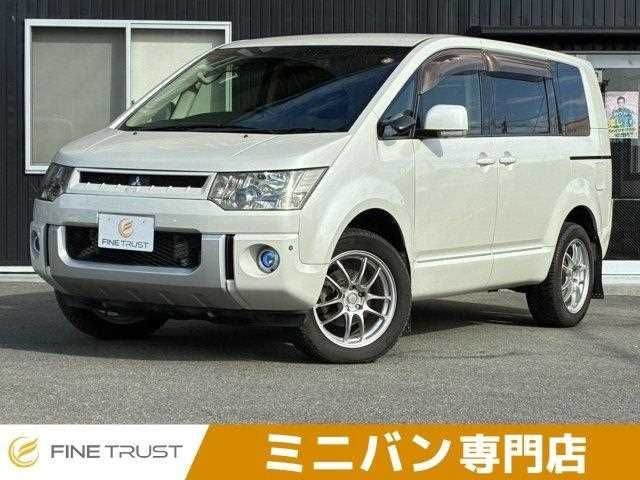 Mitsubishi Delica D5