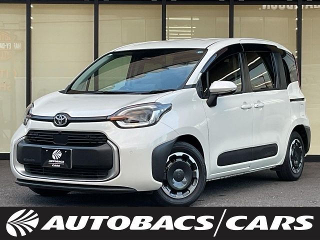 Toyota Sienta HV