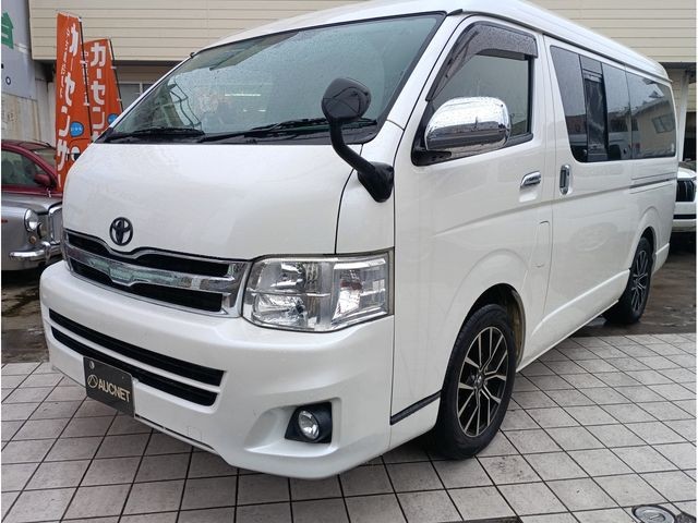 Toyota Hiace W