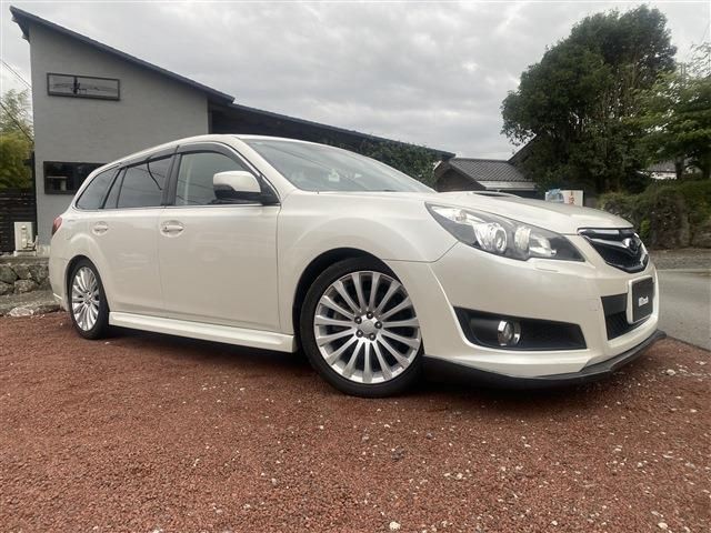 Subaru Legacy W