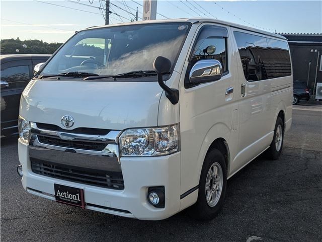 Toyota Hiace V