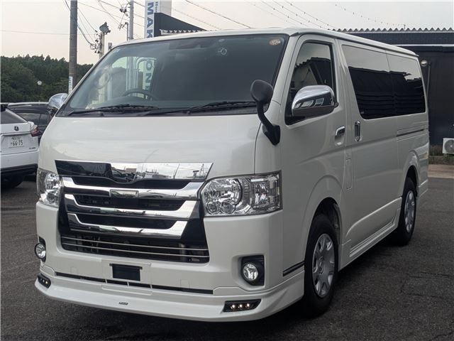 Toyota Hiace V