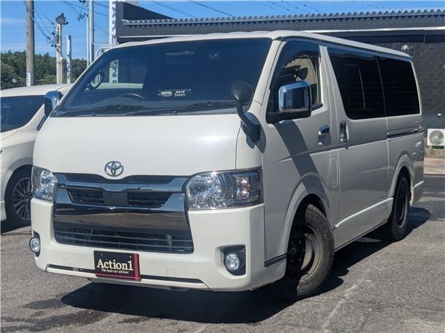 2020 Toyota Hiace V