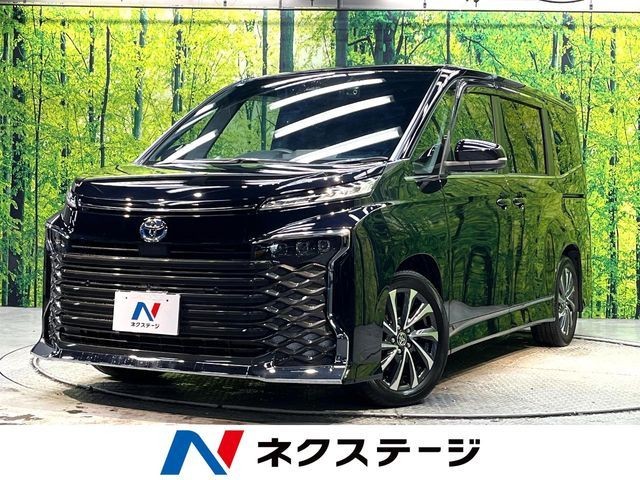 Toyota Voxy HV