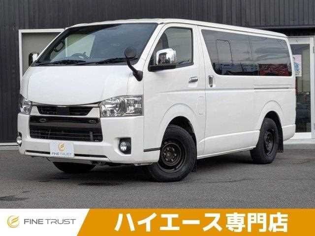 Toyota Hiace V