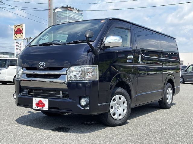 Toyota Hiace V