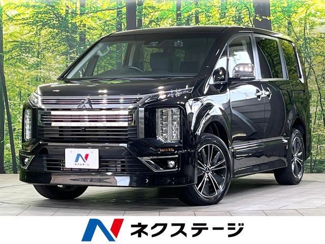Mitsubishi Delica D5
