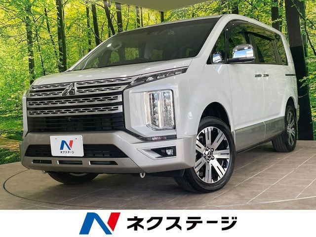 Mitsubishi Delica D5