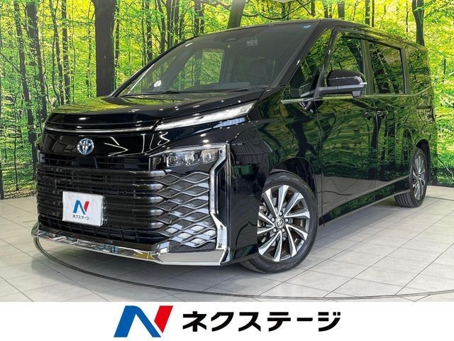 Toyota Voxy HV