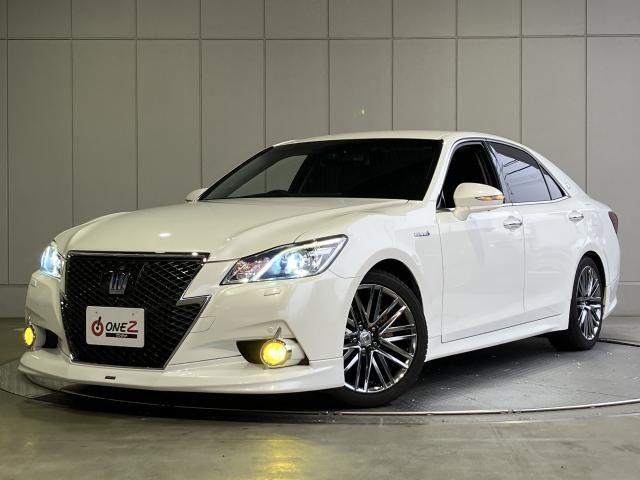Toyota Crown HV