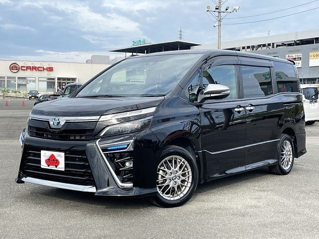 Toyota Voxy HV