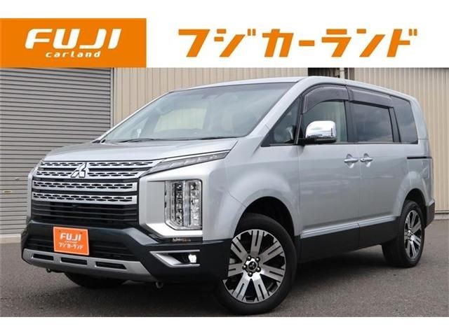 Mitsubishi Delica D5