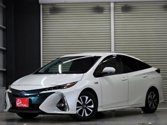 Toyota Prius PHV