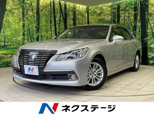 Toyota Crown HV