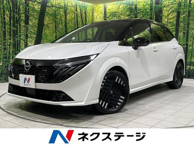 Nissan Aura