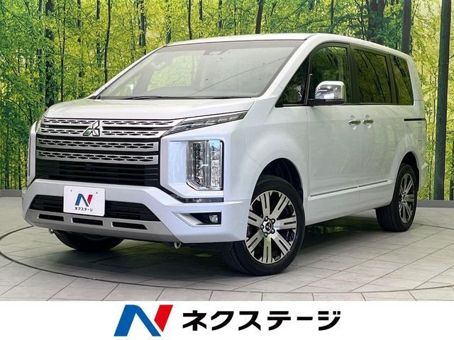 Mitsubishi Delica D5