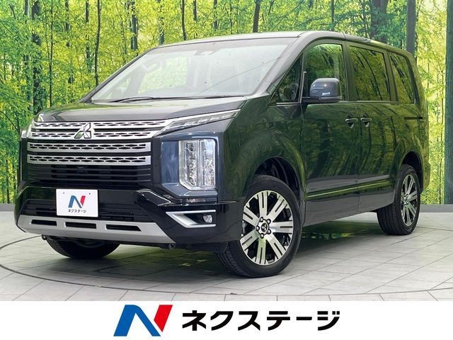 Mitsubishi Delica D5