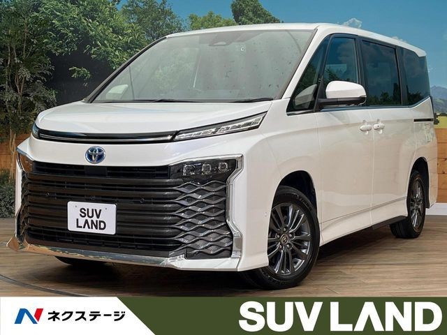 Toyota Voxy HV