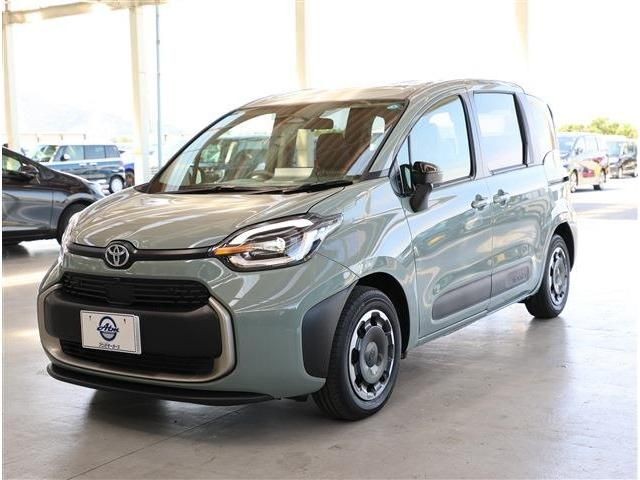 Toyota Sienta HV
