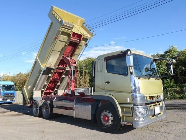 Mitsubishi Super Great