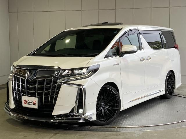 Toyota Alphard HV