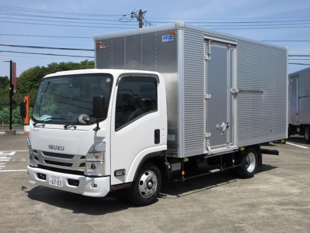Isuzu ELF