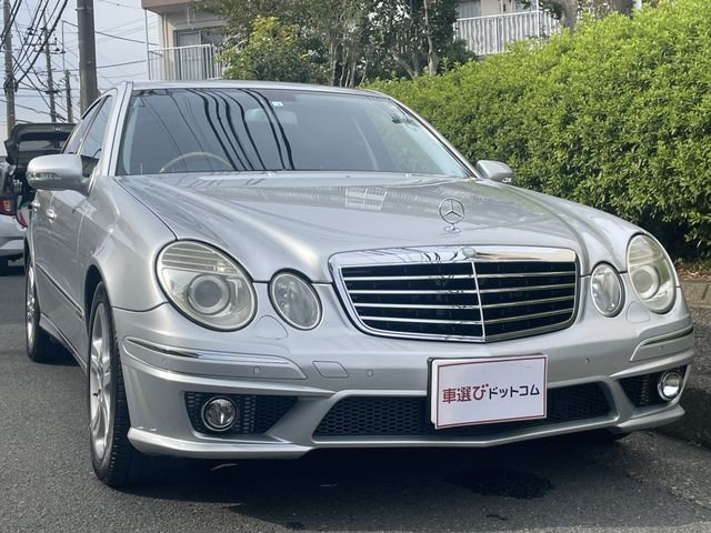 Mercedes-Benz E320