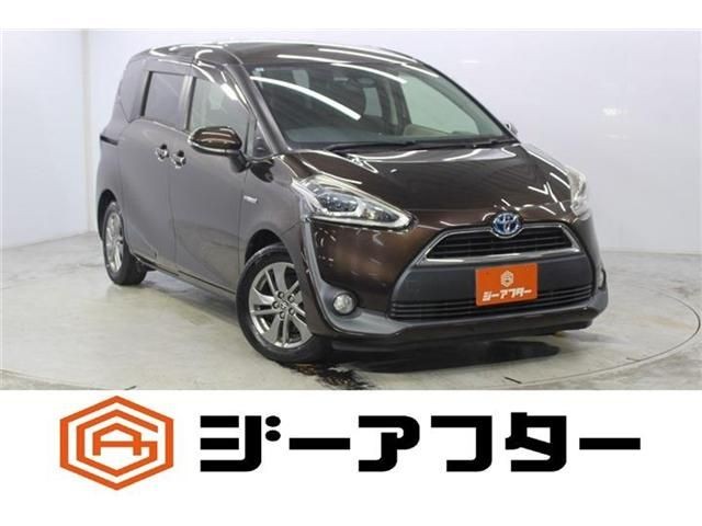 Toyota Sienta HV
