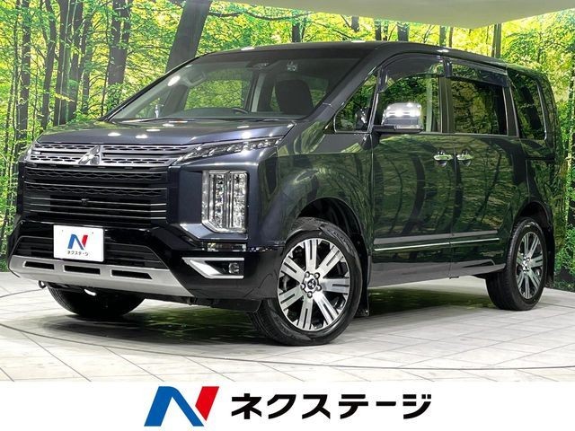 Mitsubishi Delica D5