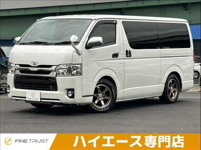 Toyota Hiace V