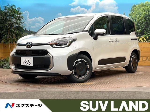 Toyota Sienta HV