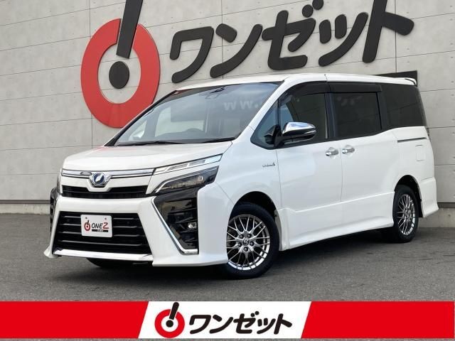 Toyota Voxy HV