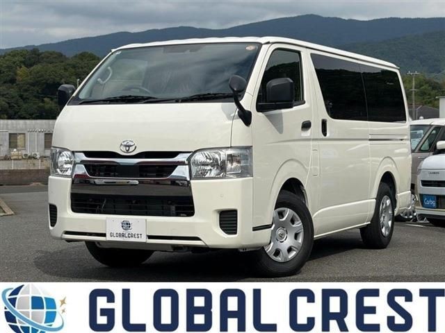 Toyota Hiace V