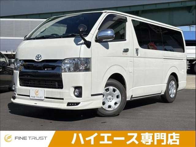 Toyota Hiace V