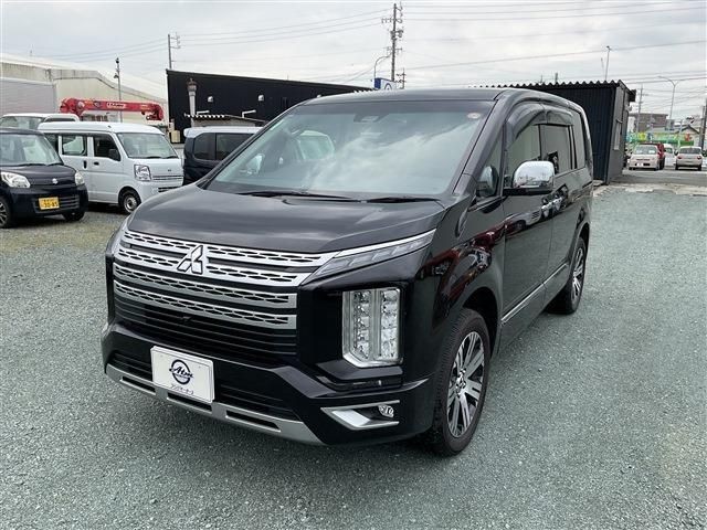 Mitsubishi Delica D5