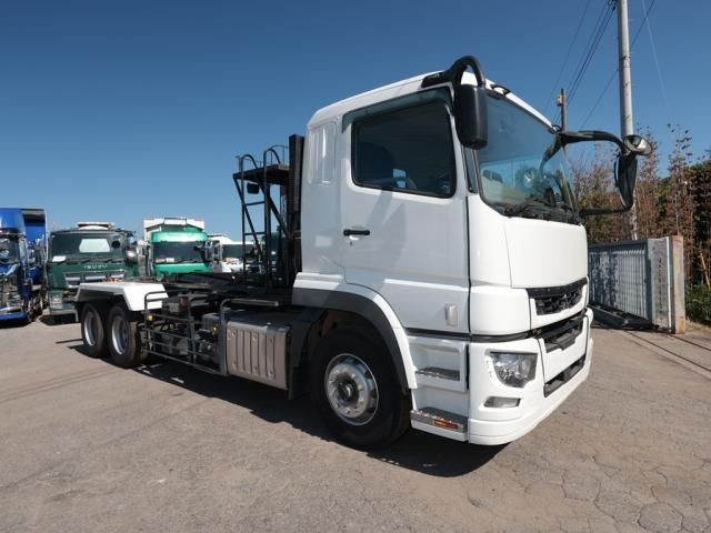 Mitsubishi Super Great