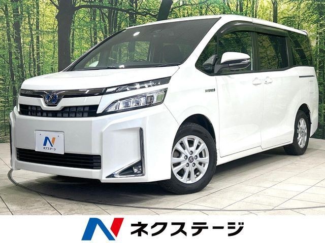 Toyota Voxy HV