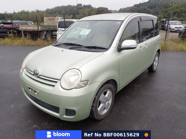 2010 Toyota Sienta