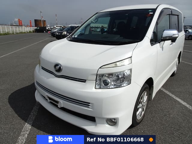 2009 Toyota Voxy