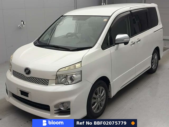 2011 Toyota Voxy