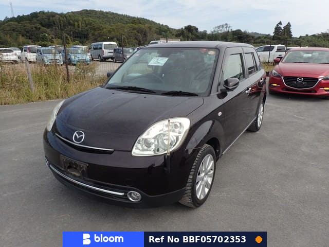 2012 Mazda Verisa