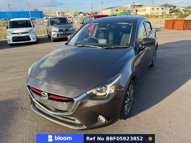 2016 Mazda Demio