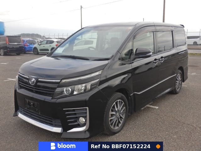 2014 Toyota Voxy