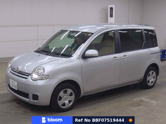 2013 Toyota Sienta