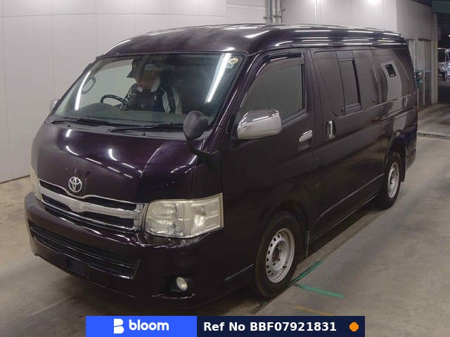 2013 Toyota Hiace VAN