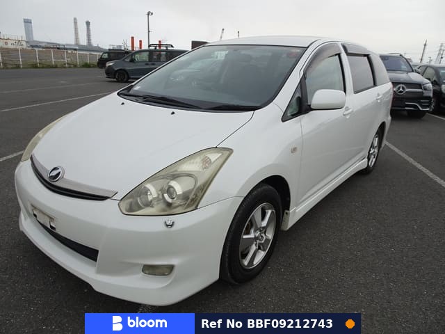 2005 Toyota Wish