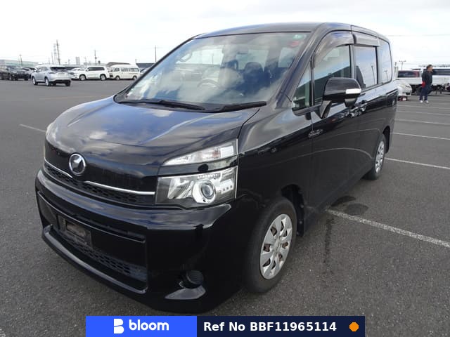 2011 Toyota Voxy