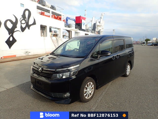 2014 Toyota Voxy